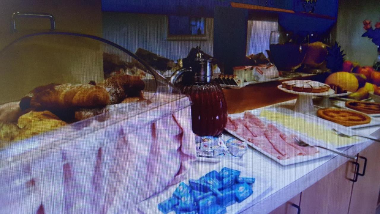 Hotel Cristallo Ούντινε Εξωτερικό φωτογραφία