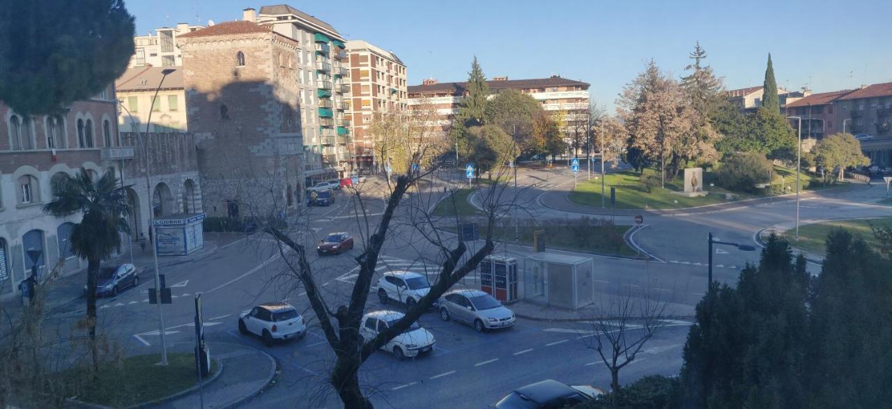 Hotel Cristallo Ούντινε Εξωτερικό φωτογραφία