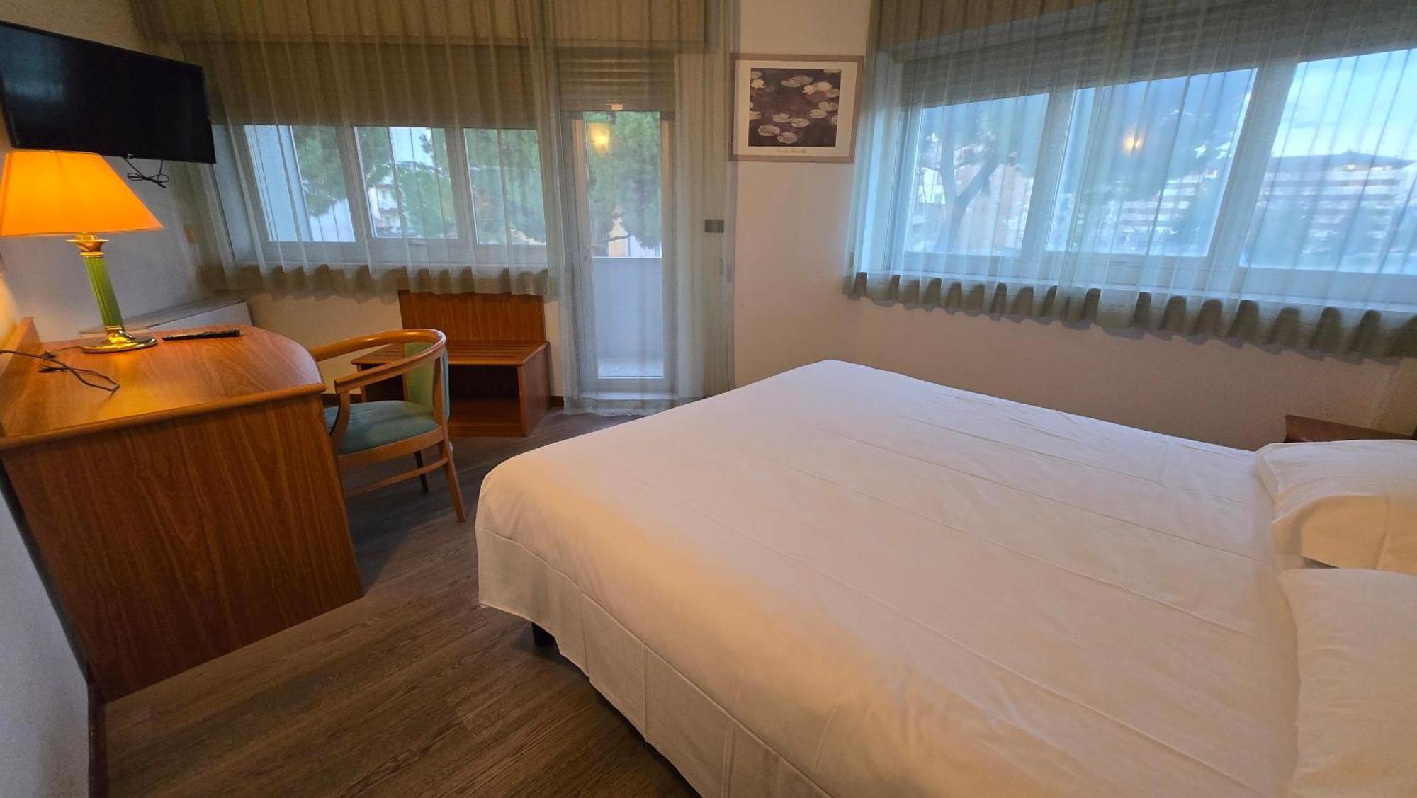 Hotel Cristallo Ούντινε Εξωτερικό φωτογραφία
