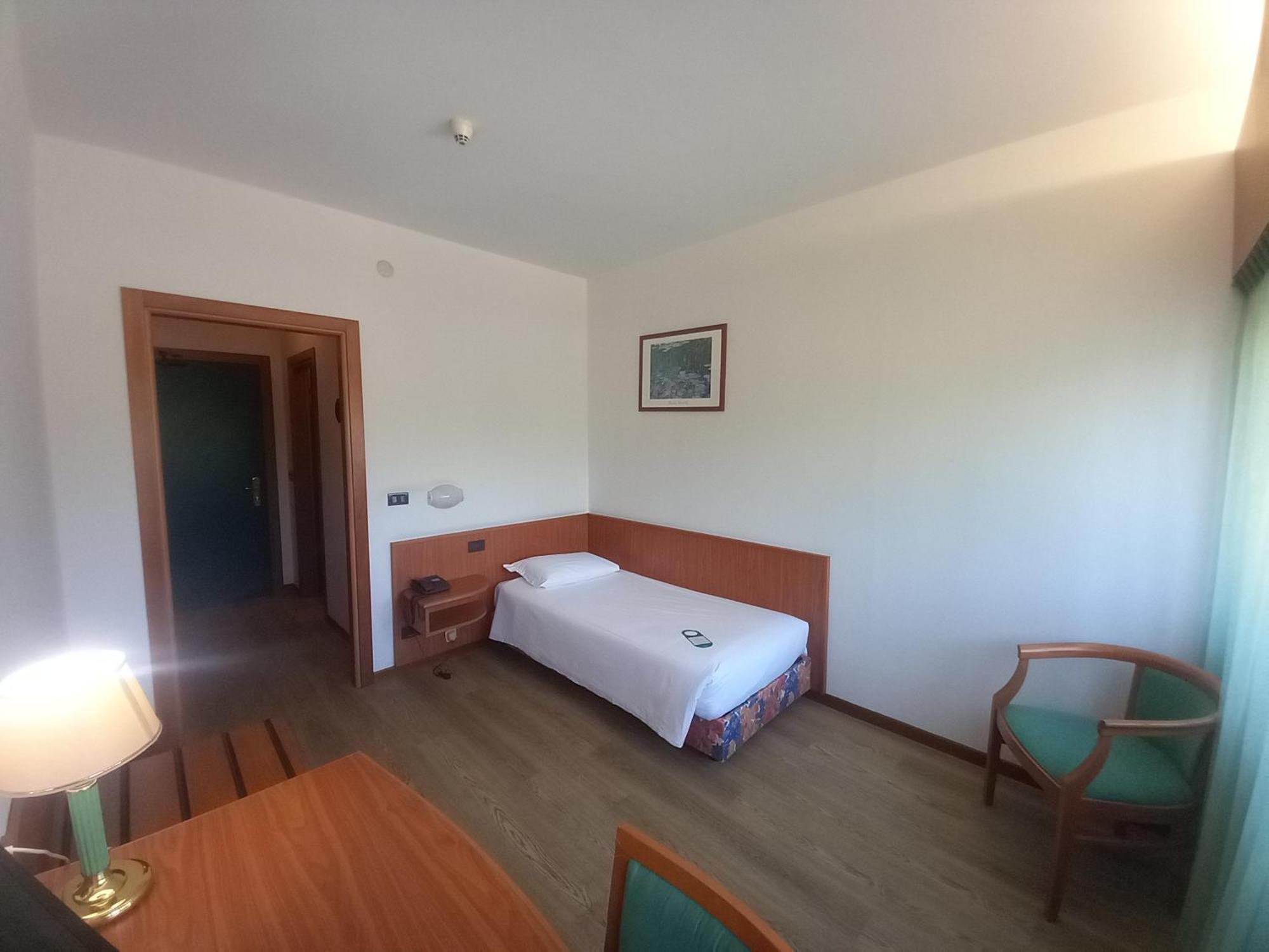 Hotel Cristallo Ούντινε Εξωτερικό φωτογραφία