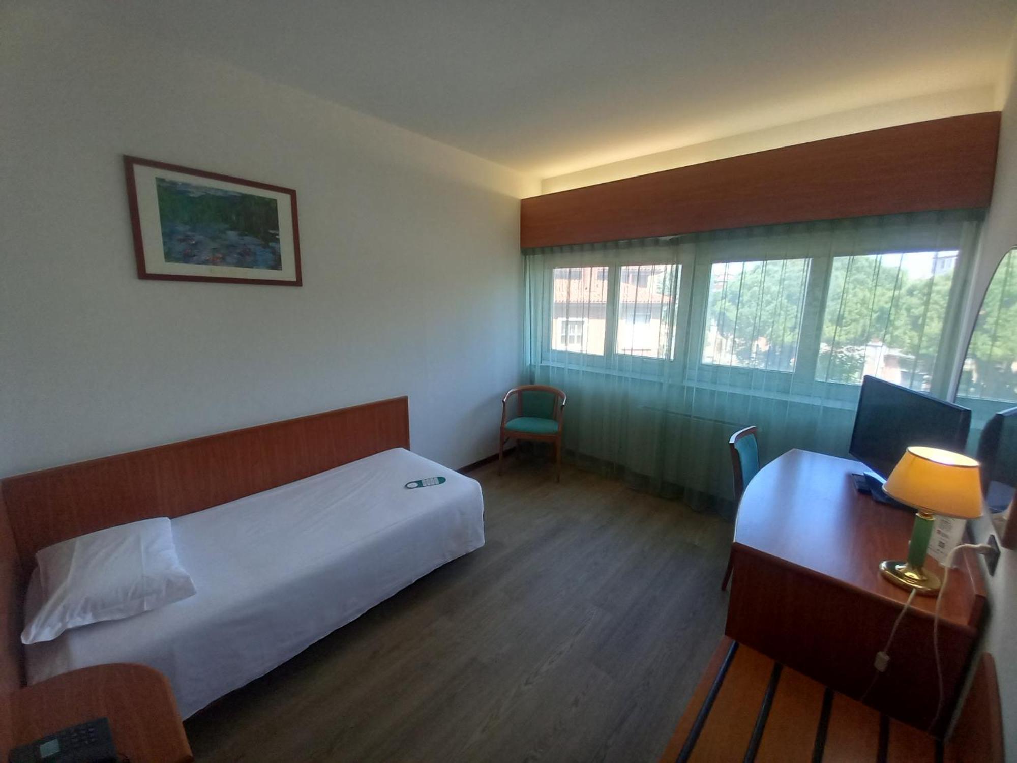 Hotel Cristallo Ούντινε Εξωτερικό φωτογραφία