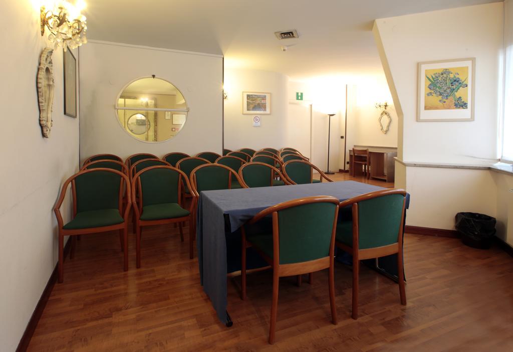 Hotel Cristallo Ούντινε Εξωτερικό φωτογραφία