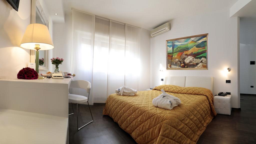 Hotel Cristallo Ούντινε Εξωτερικό φωτογραφία