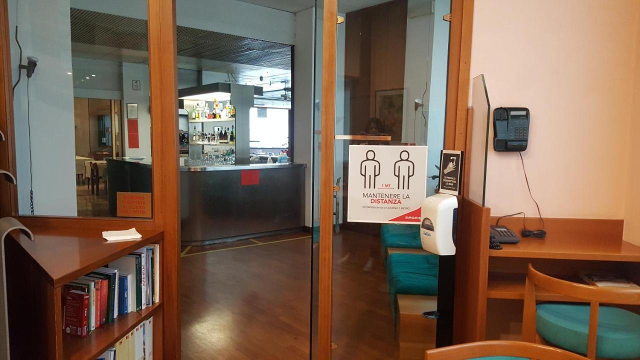 Hotel Cristallo Ούντινε Εξωτερικό φωτογραφία
